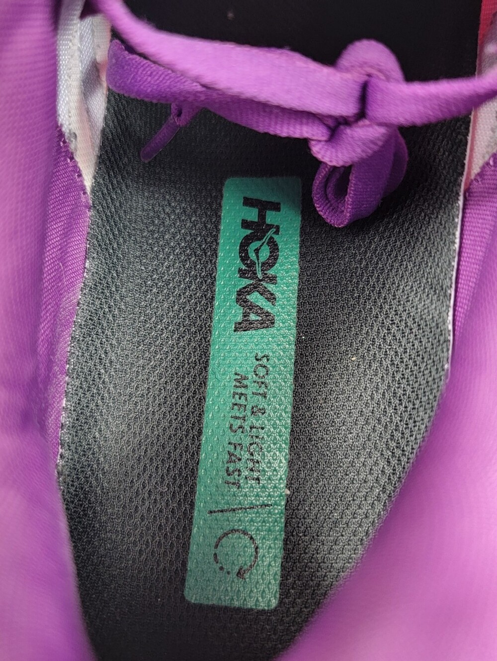 Hoka Rincon 3 Womens 9 - Picture 6 of 9